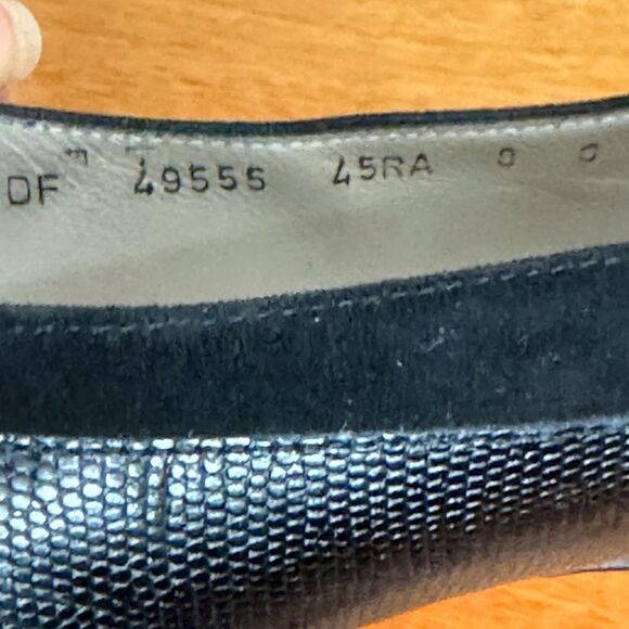 SALVATORE FERRAGAMO Black Suede  and Leather Square Toe Heels Pumps Sz 8 - Picture 8 of 10